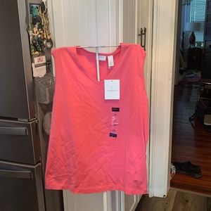 Liz Claiborne Wonan petites  v neck tank . New‎ with tags. Retail 19.00